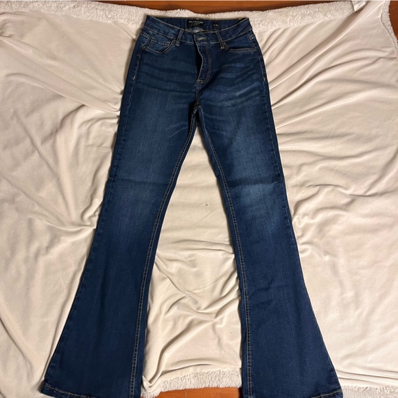 Lucky Brand Bell Bottom Jeans - Picture 1 of 5